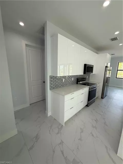4035 58th Ave NE, Naples, FL 34120 photo 10