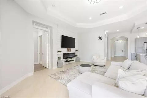 1419 Serrano Cir, Naples, FL 34105 photo 9
