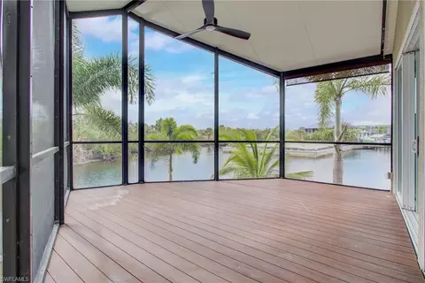 17910 Eglantine Ln, Fort Myers Beach, FL 33931