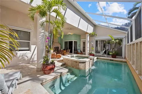 Exterior - 376 Mallory Ct, Naples, FL 34110 photo 8 of 15