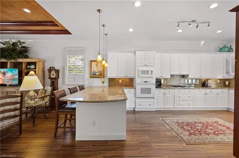 Kitchen - 376 Mallory Ct, Naples, FL 34110 photo 4 of 5