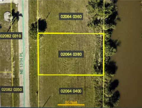 1303 NE 13th Pl, Cape Coral, FL 33909