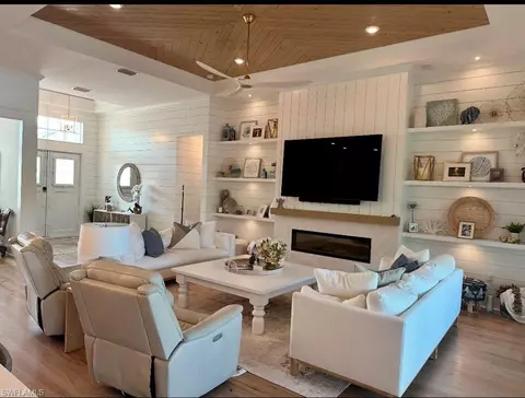 14631 Nicholas Way, Naples, FL 34109