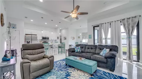 1118 NE 7th Pl, Cape Coral, FL 33909