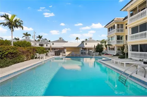 666 3rd St S #104, Naples, FL 34102 photo 15