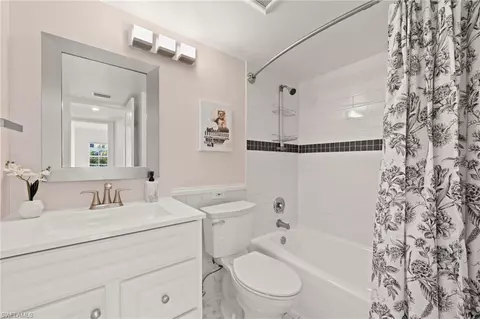 666 3rd St S #104, Naples, FL 34102 photo 16