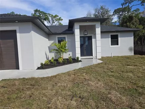 116 Lincoln Ave, Lehigh Acres, FL 33936