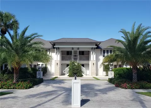 Exterior - 295 5th Ave S, Naples, FL 34102 photo 2 of 2