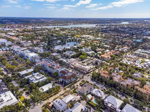View/Area - 295 5th Ave S, Naples, FL 34102 photo 5 of 5