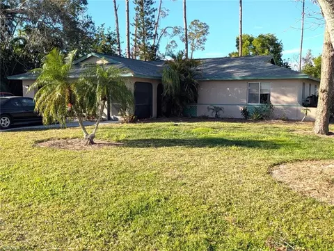 9077 Murcott Dr W, Fort Myers, FL 33967