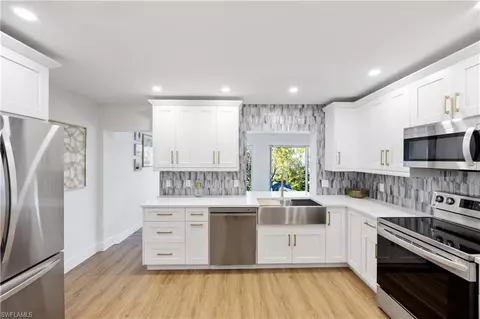 4732 West Blvd #E5, Naples, FL 34103 photo 4