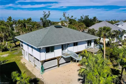 2126 Egret Cir, Sanibel, FL 33957