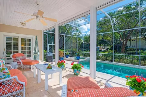 5904 Chanteclair Dr, Naples, FL 34108