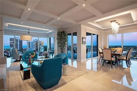 4501 Gulf Shore Blvd N #1005, Naples, FL 34103