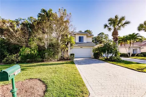 7864 Stratford Dr, Naples, FL 34104