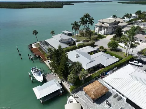 View/Area - 408 Cristobal St, Naples, FL 34113 photo 2 of 11