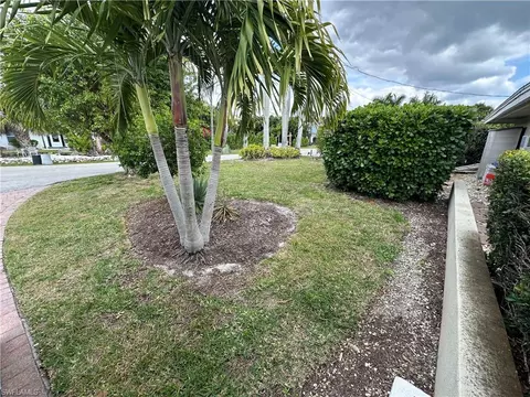 Exterior - 408 Cristobal St, Naples, FL 34113 photo 8 of 10