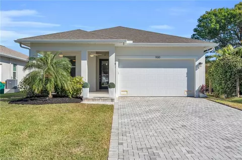 1100 Steeves Ave, Naples, FL 34104