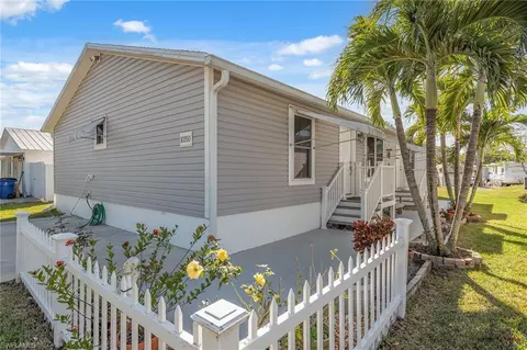 10350 Indiana St #352, Bonita Springs, FL 34135