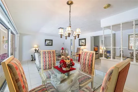 466 Golfview Dr, Naples, FL 34110 photo 8