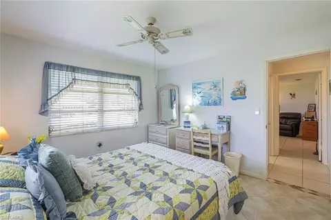 466 Golfview Dr, Naples, FL 34110 photo 21