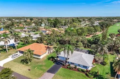 466 Golfview Dr, Naples, FL 34110 photo 3