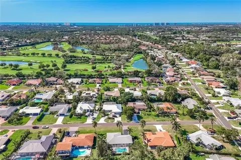 466 Golfview Dr, Naples, FL 34110 photo 31