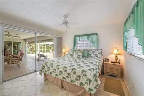 466 Golfview Dr, Naples, FL 34110 photo 18