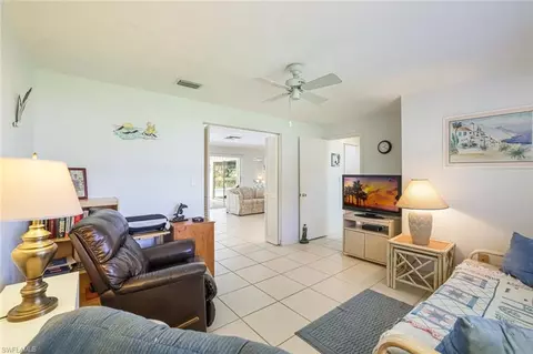 466 Golfview Dr, Naples, FL 34110 photo 7