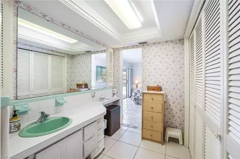 466 Golfview Dr, Naples, FL 34110 photo 20