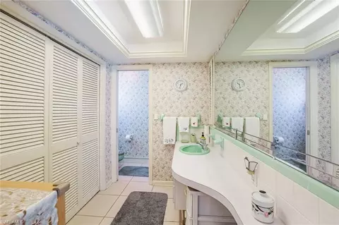 466 Golfview Dr, Naples, FL 34110 photo 19