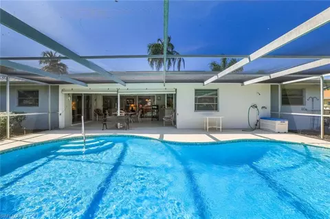 466 Golfview Dr, Naples, FL 34110 photo 27