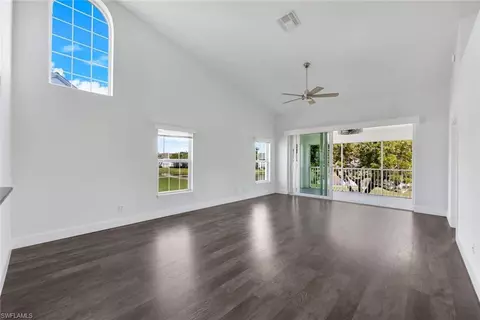 5954 Sand Wedge Ln #705, Naples, FL 34110