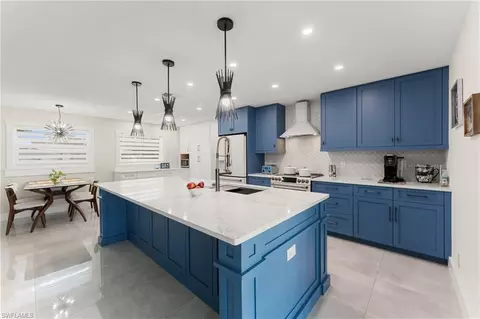1035 El Valle Ave, Fort Myers, FL 33919