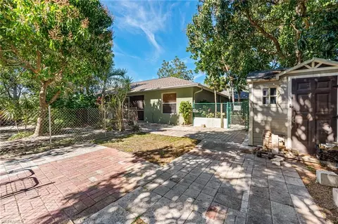 724 Pine Cone Ln, Naples, FL 34104 photo 36