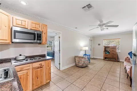 724 Pine Cone Ln, Naples, FL 34104 photo 17
