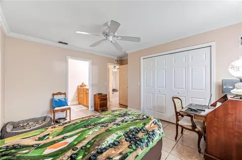 724 Pine Cone Ln, Naples, FL 34104 photo 11