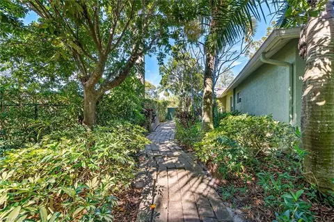 724 Pine Cone Ln, Naples, FL 34104 photo 41