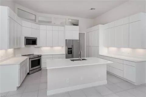 2280 Hawksridge Loop, Naples, FL 34105 photo 9