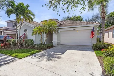 14489 Sterling Oaks Dr, Naples, FL 34110