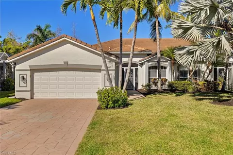 1216 Chelmsford Ct #69, Naples, FL 34104