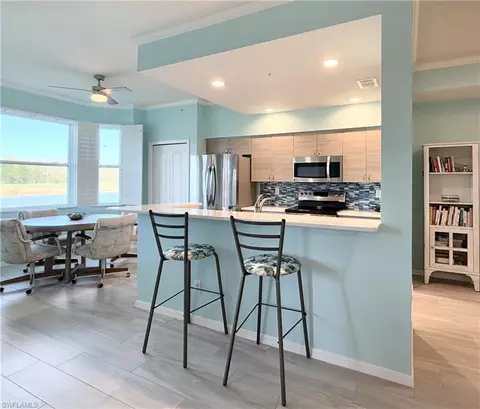 8505 Naples Heritage Dr #113, Naples, FL 34112