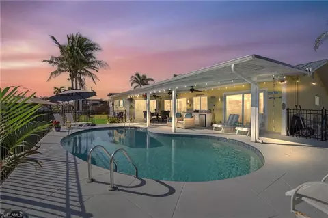 3607 Rita Ln, Saint James City, FL 33956