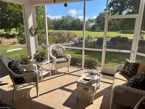 1006 Mainsail Dr #215, Naples, FL 34114