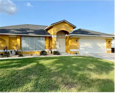 3908 Lee Blvd, Lehigh Acres, FL 33971