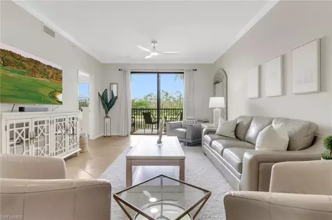 9735 Acqua Ct #625, Naples, FL 34113