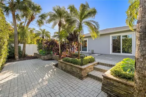 709 97th Ave N, Naples, FL 34108 photo 34