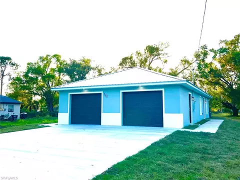 722 Pine St, Fort Myers, FL 33916