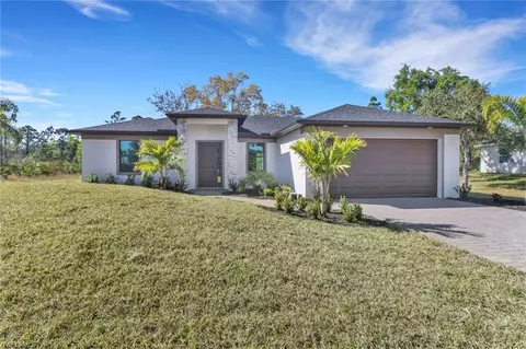 121 Hines Ave, Lehigh Acres, FL 33936
