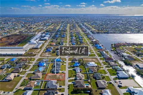 4133 SW 9th Pl, Cape Coral, FL 33914